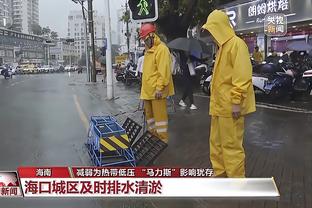 理查理森本场数据：1次射正进1球，8次对抗赢得1次